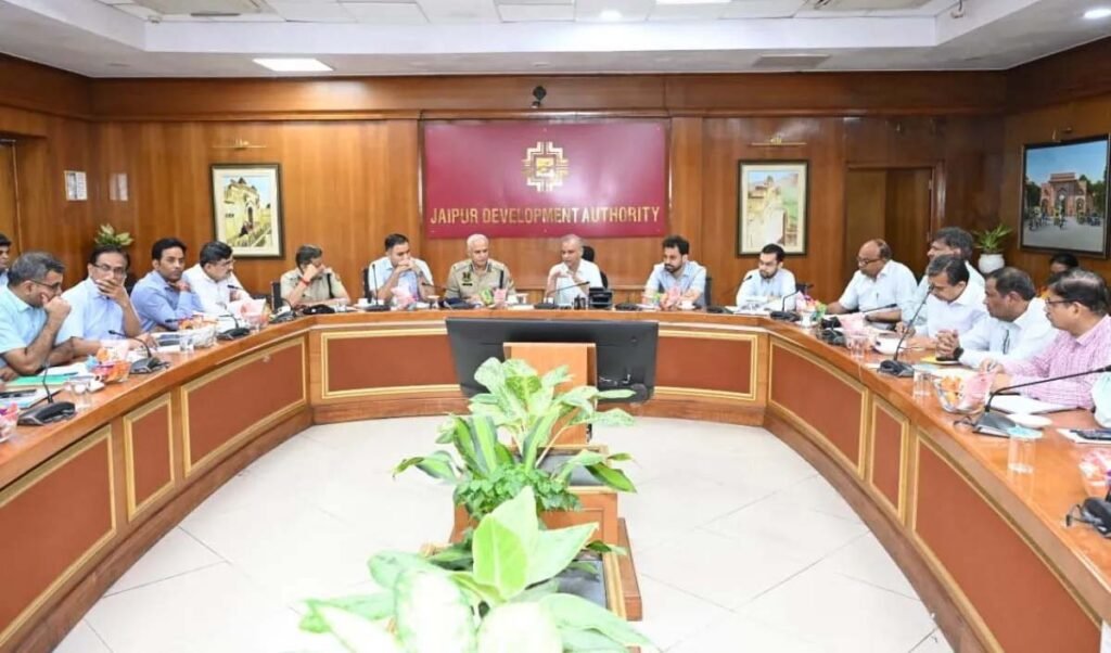जयपुर में फुटपाथ होंगे अतिक्रमण मुक्त, फ्लाईओवर के नीचे बनेगी नई पार्किंग व्यवस्था