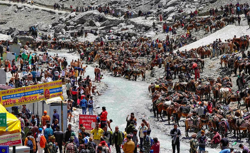 अमरनाथ यात्रा पर मौसम की मार, लगातार चौथे दिन भी नहीं खुला रास्ता, यात्रा ठप