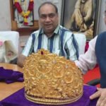 गुरु पूर्णिमा पर साईं बाबा को 1 करोड़ का स्वर्ण मुकुट भेंट, हीरे-रत्नों से जड़ा अनोखा उपहार