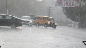 MP Weather: मध्य प्रदेश में एक्टिव हुआ मॉनसून, झमाझम बारिश; इन जिलों के लिए रेड अलर्ट जारी