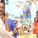 मुख्यमंत्री विष्णु देव साय ने किया योग को जन-जन तक पहुंचाने का आह्वान