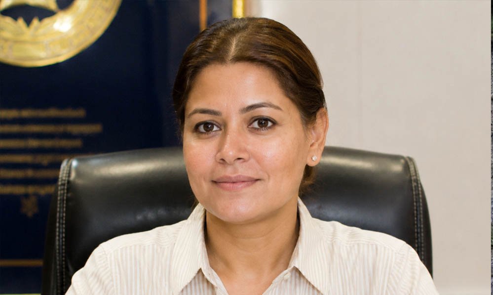 एक्टिंग से IPS तक का सफर! सिमाला प्रसाद बनीं निमाड़ रेंज की नई DIG, पिता रहे सांसद और मां हैं साहित्यकार