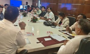 रायपुर : 11 हजार दिव्यांगजनों को स्वरोजगार के लिए मिलेगा ऋण, कौशल प्रशिक्षण भी होगा अनिवार्य: लोकेश कवाडि़या