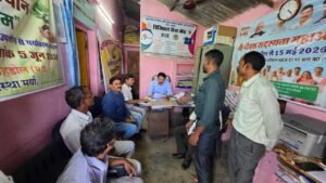 कलेक्टर के निर्देशन में एसडीएम ने वेंकटनगर सहकारी समिति का किया निरीक्षण