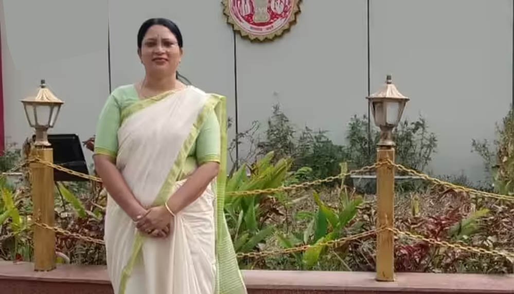उमरिया की बहू प्रियंका सिंह मसराम ने MPPSC में रचा इतिहास, हिंदी की असिस्टेंट प्रोफेसर बनीं