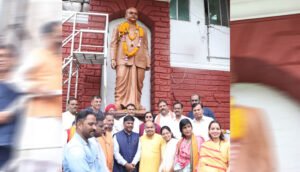 डॉ. श्यामा प्रसाद मुखर्जी की जयंती पर वन मंत्री कश्यप ने अर्पित की पुष्पांजलि