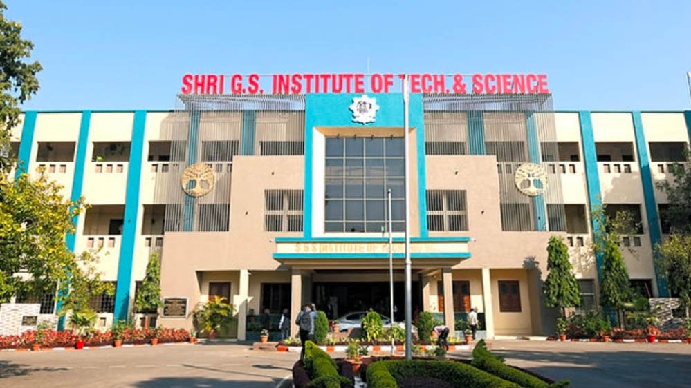 इंदौर में इंजीनियरिंग की पढ़ाई अब हिंदी में! SGSITS की नई पहल, छात्रों को मिला बड़ा विकल्प