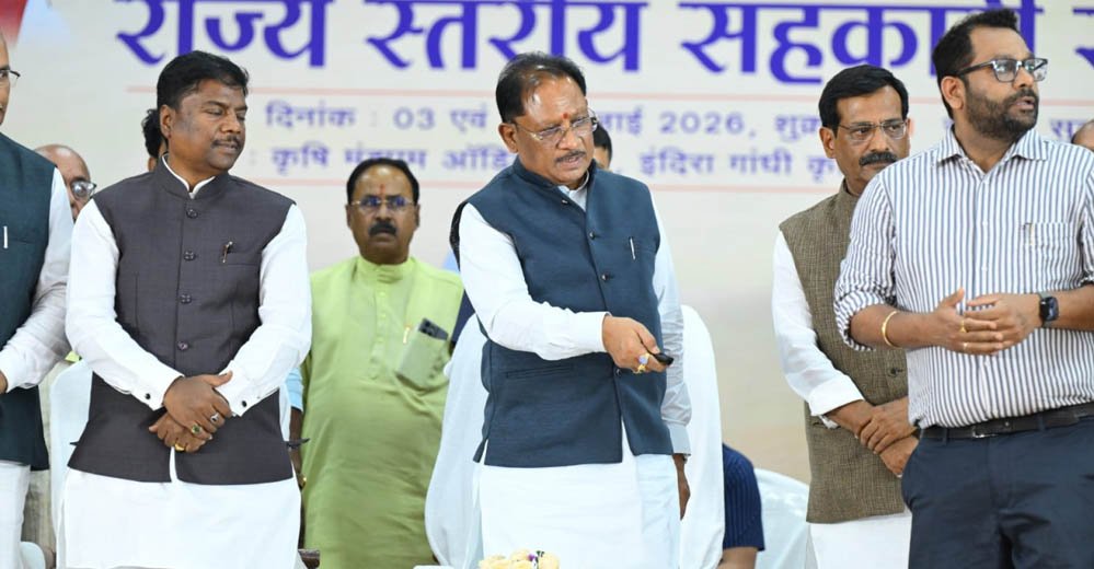 रायपुर : तेन्दूपत्ता संग्राहकों के आर्थिक सशक्तिकरण के लिए सरकार पूरी तरह प्रतिबद्ध – वन मंत्री केदार कश्यप