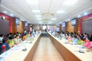कुपोषण और एनीमिया के खिलाफ जमीनी स्तर पर तंत्र को करें मजबूत, हर दिन आंगनबाड़ी केंद्रों का करें निरीक्षण: मंत्री  लक्ष्मी राजवाड़े