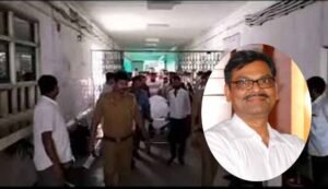बिलासपुर में मंच पर गाना गाते-गाते प्रोफेसर को आया हार्ट अटैक, मौके पर हुई मौत