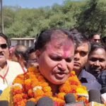 ‘जिसे कभी देखा नहीं, उसने मुझे पिता बना लिया’, राजनांदगांव में एक वोट से जीते पार्षद पर नया विवाद