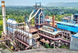 छत्तीसगढ़ में उद्योगों के लिए नया नियम, एक हेक्टेयर भूमि पर लगाने होंगे 2,500 पौधे