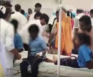 CG के स्कूल में छात्र ने एक दर्जन सहपाठियों को काटा, स्वास्थ्य विभाग की टीम पहुंची जांच में
