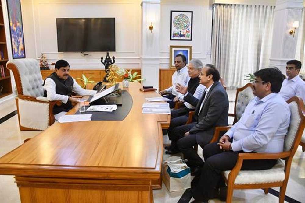मुख्यमंत्री डॉ. यादव से सुजलॉन ग्रुप के सीईओ  कपूर ने की भेंट