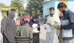 Karnal News: SIR अभियान ने पकड़ी रफ्तार, 14 जुलाई तक पूरा होगा सत्यापन कार्य