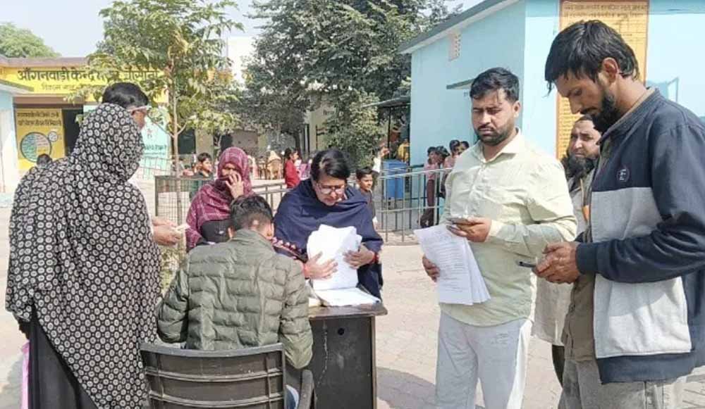 Karnal News: SIR अभियान ने पकड़ी रफ्तार, 14 जुलाई तक पूरा होगा सत्यापन कार्य