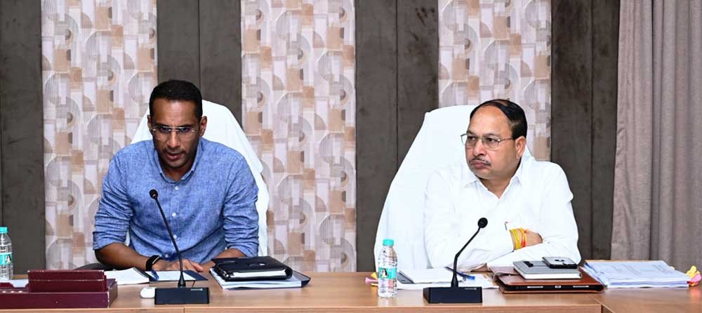 लोक निर्माण विभाग के सचिव ने विद्युत एवं यांत्रिकी कार्यों की समीक्षा की