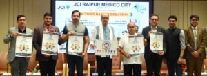 चिकित्सा में आधुनिक तकनीक के साथ मानवीय संवेदनाएं भी जरूरी है – राज्यपाल  डेका