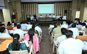 निर्माण कार्यों का हर 15 दिनों में करें निरीक्षण, नागरिक सुविधाओं के काम में न हो लापरवाही :  शंगीता आर.