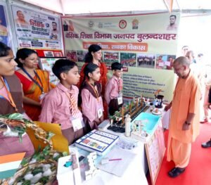 बेटी और व्यापारी की सुरक्षा से खिलवाड़ करने वालों की जगह है जेल या जहन्नुम में – सीएम योगी