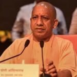 बाढ़ पर सीएम योगी सख्त, 19 जिलों में 24 घंटे अलर्ट के निर्देश