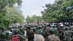 JPSC-JSSC प्रदर्शन में हंगामा, पुलिस का लाठीचार्ज और आंसू गैस, कई जगह तनाव