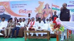 उप मुख्यमंत्री अरुण साव ने बहुउद्देशीय मिनी स्टेडियम और इनडोर हॉल का किया लोकार्पण