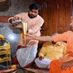 रुद्राभिषेक कर सीएम योगी ने की लोक मंगल की कामना