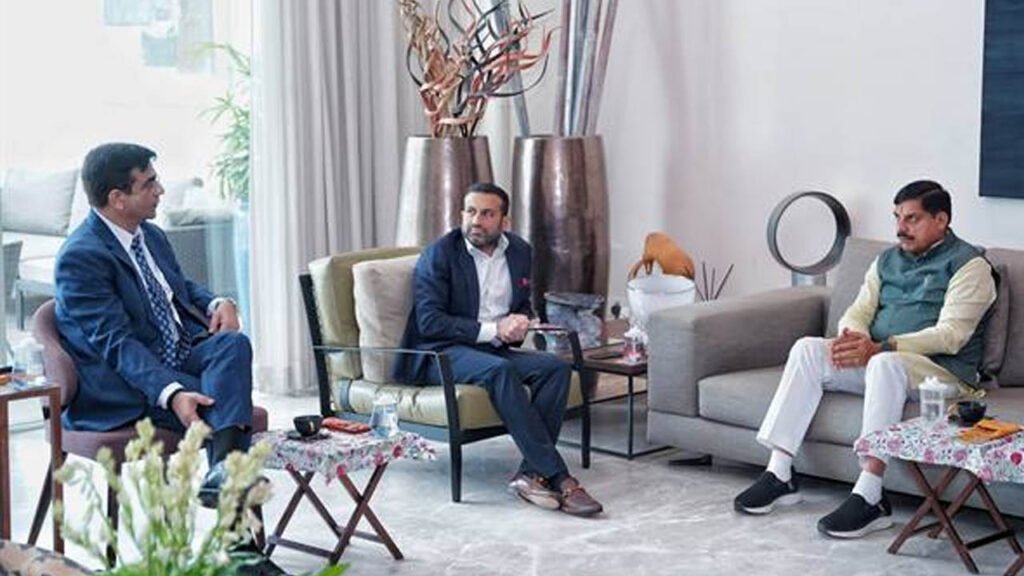 प्रदेश में निवेश से गुजरात-मध्यप्रदेश के संबंध होंगे और प्रगाढ़, युवाओं को मिलेंगे रोजगार के अवसर: मुख्यमंत्री डॉ. यादव