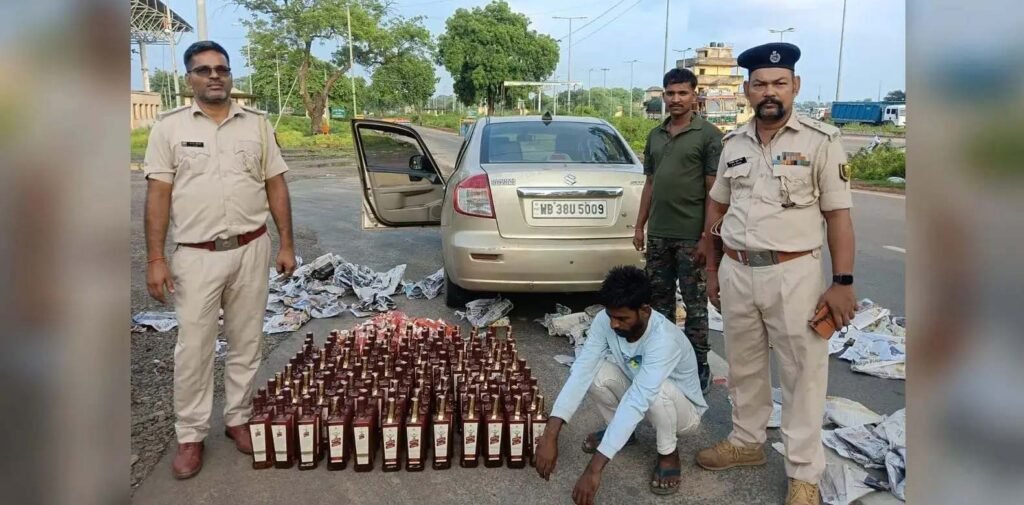 बिहार में शराब तस्करी का बड़ा खुलासा, कार के गुप्त तहखाने से 124 लीटर शराब बरामद