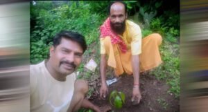 प्रदेश प्रवक्ता बालकिशन विश्वकर्मा ने आम के वृक्ष छतरपुर में लगाए