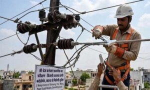 मध्य प्रदेश में बिजली व्यवस्था होगी और मजबूत! HT लाइनों में C-वेज कनेक्टर का पायलट प्रोजेक्ट शुरू