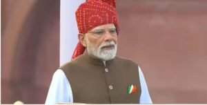 लाल किले से PM मोदी का ‘दिमागी नक्सल’ वार, विपक्ष ने बोला तीखा हमला