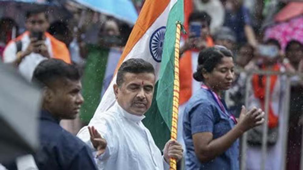 Jadavpur University की दीवारों से हटे ‘देश विरोधी’ नारे, पुताई पर छिड़ा सियासी घमासान