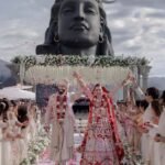पलक पुरसवानी का ससुराल में ग्रैंड गृह प्रवेश, पति संग दिखा प्यार
