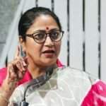 दिल्ली के कचरे के पहाड़ों पर बड़ा एक्शन, 15 लाख ट्रक कचरा हटाकर 100 एकड़ जमीन खाली
