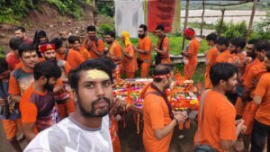 ग्राम निगहरी से निकली कांवड़ यात्रा, नर्मदा तट मालपुर से जल लेकर कासिया धाम में करेंगे भोलेनाथ का जलाभिषेक