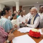 शेर की दहाड़ है प्यारे… Sayani Ghosh ने PM Modi के साथ शेयर की तस्वीर, जानिए कैप्शन में क्या लिखा