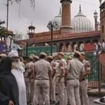 जामा मस्जिद के पास गरजा बुलडोजर, हाई कोर्ट के आदेश पर MCD ने हटाया अतिक्रमण