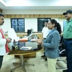 उप मुख्यमंत्री  विजय शर्मा ने राष्ट्रपति भवन से आमंत्रण मिलने पर रेणुका गोस्वामी को दी बधाई