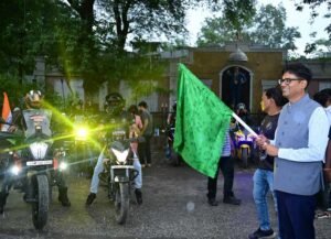 स्वतंत्रता दिवस की पूर्व संध्या पर रायगढ़ में निकला भव्य तिरंगा फ्लैग मार्च