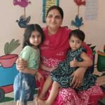 ममता, समर्पण और संकल्प की मिसाल बनीं आंगनवाड़ी कार्यकर्ता शर्मिला ठाकुर