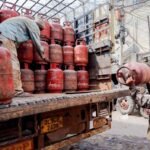LPG e-KYC की डेडलाइन करीब, 6 दिन में नहीं कराया तो रुक सकती है गैस बुकिंग