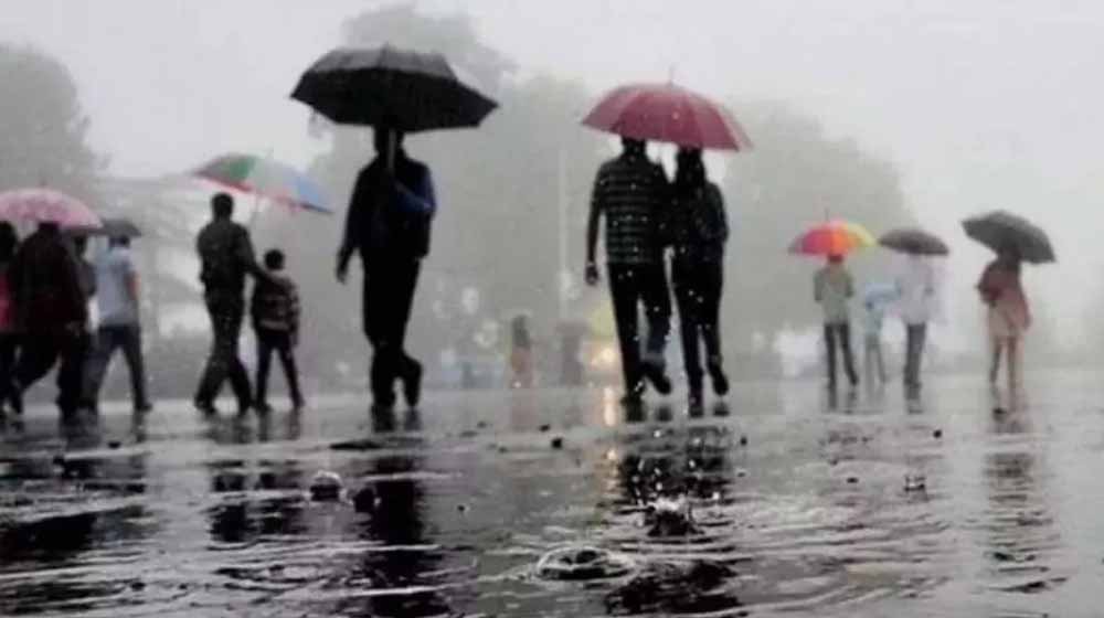 Punjab Weather: आज भारी बारिश का अलर्ट, मौसम विभाग ने कई जिलों में जारी की चेतावनी