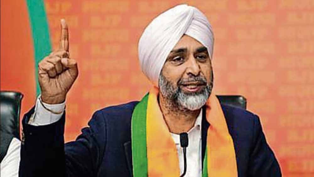 मनप्रीत बादल की बेदाग छवि पर BJP का दांव, संदीप पाठक की रणनीति देगी कितना फायदा?