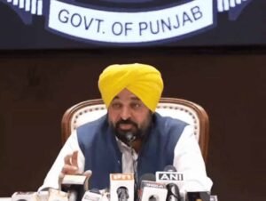 ED की कार्रवाई पर भगवंत मान का BJP पर हमला, बोले- चुनाव से पहले विरोधियों को जेल भेजना लोकतंत्र के खिलाफ