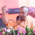 मुख्यमंत्री ने विभिन्न योजनाओं के लाभार्थियों को किया सम्मानित