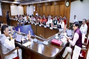 प्रदेश के इंफ्रॉस्ट्रक्चर, स्वास्थ्य, सायबर सुरक्षा और सामाजिक कल्याण को गति देने के लिए 10 हजार 630 करोड़ रूपये की स्वीकृति
