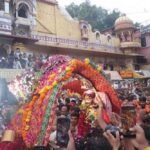 श्रावण के प्रथम सोमवार भगवान  महाकाल मनमहेश स्वरूप में नगर भ्रमण पर निकले