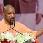 योगी का अखिलेश पर निशाना, बोले- कुछ लोग जीवनभर बच्चे ही बने रहते हैं